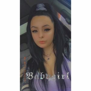 Meet your Posher, Leanna